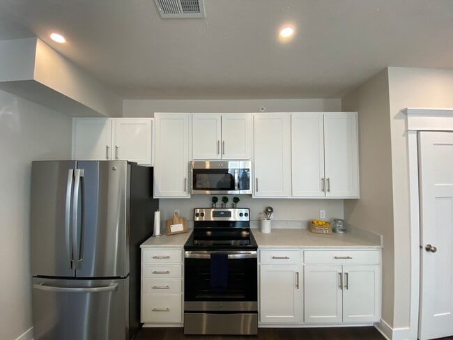 Photo - New 1 Bedroom 1 Bathroom Ground Floor Corner Unit in Ralston Unidad 2C -  110 A612