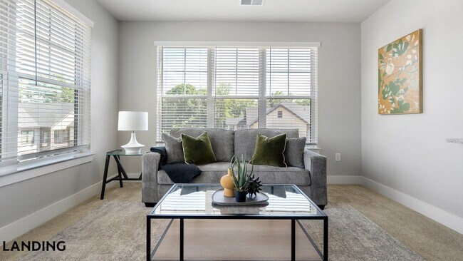 Photo - 5020 James Bradley Lee Wy Unit 8005-303