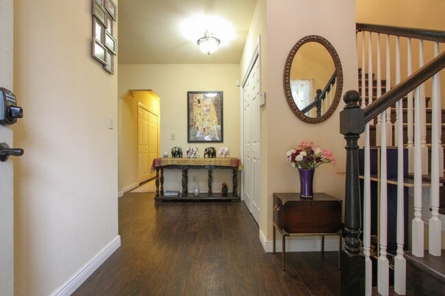 Entryway - 538 A St Rental