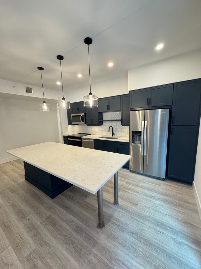 Building Photo - 41 NW 31st St Unit B1 Rental