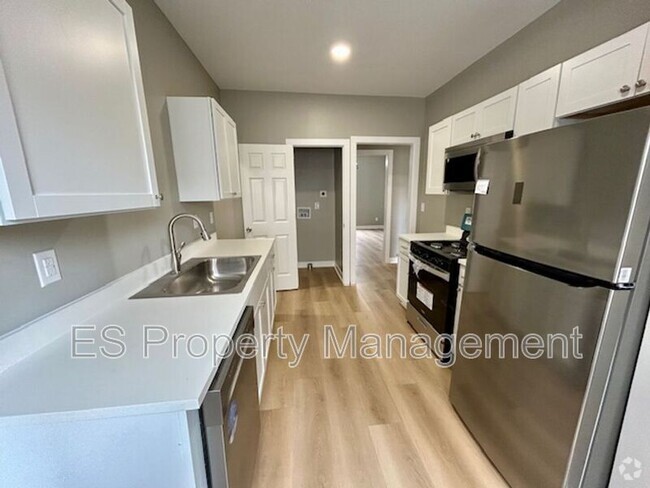 Building Photo - 576 E Fall Creek Pkwy N Dr Rental