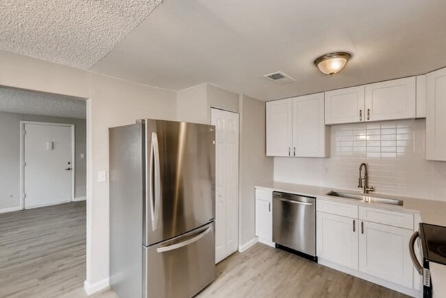 Photo - 3 Bedroom 2 Bathroom Condo in Lakewood! Unit 45