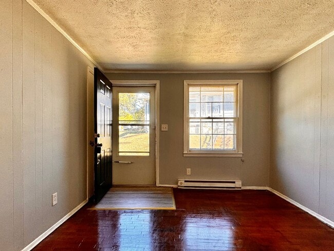 Photo - 1506 6th St SE Unit B