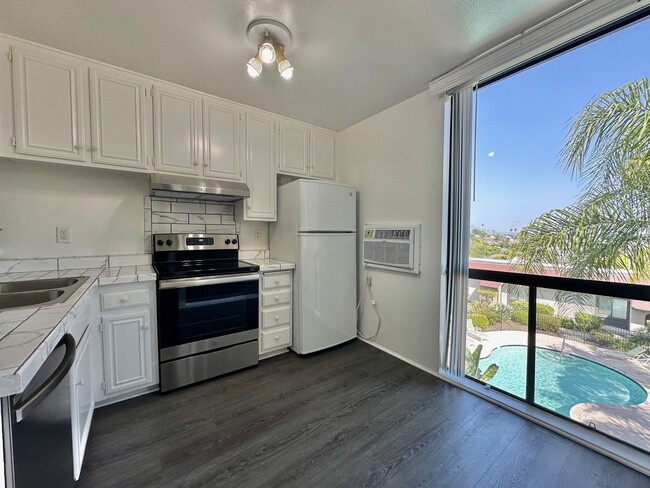 Upgraded 2 Bedroom Condo in San Carlos!! ... - Upgraded 2 Bedroom Condo in San Carlos!!  ... Unit 318