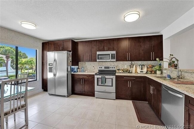 Photo - 7533 Glendevon Ln Unit 907