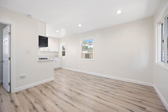 Photo - 6321 Gretna Ave Unit 6323 Gretna Ave.  A