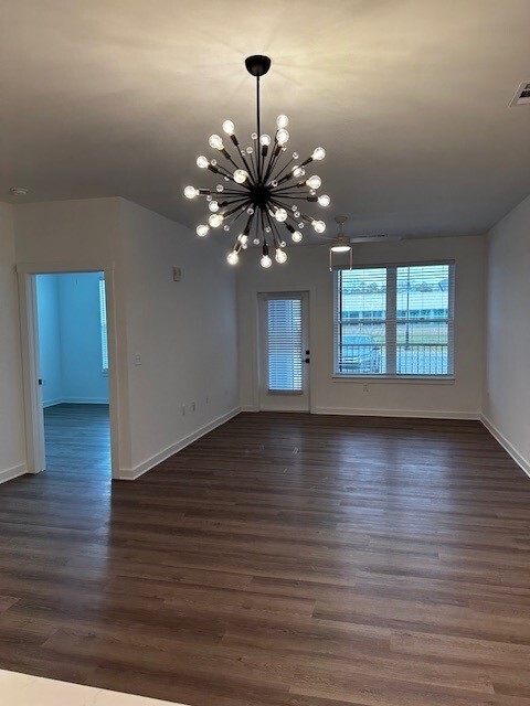 Photo - Encore On The Green