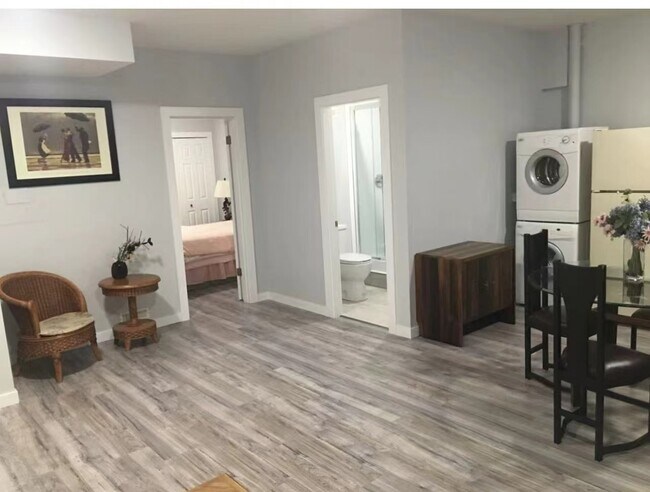 Photo - 16077 Morgan Creek Cres