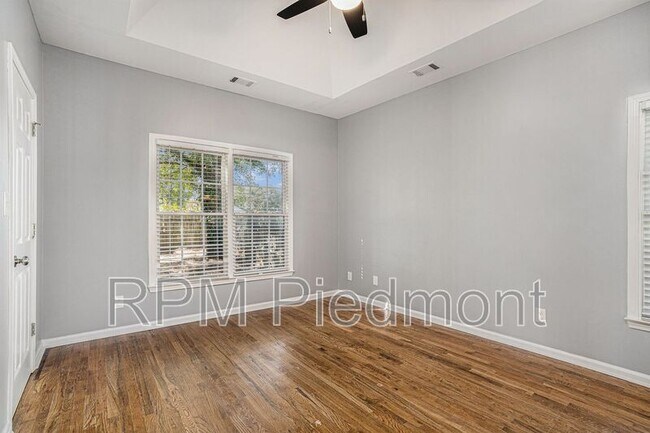 Photo - 331 Inman St SW