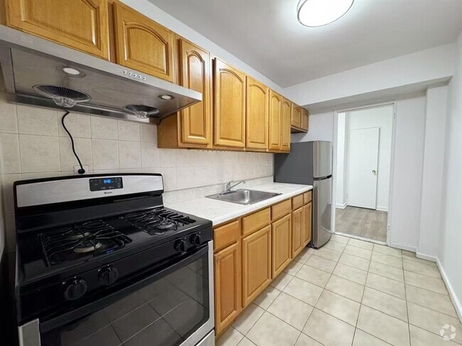 Building Photo - 144-50 38th Ave Unit 4E Rental