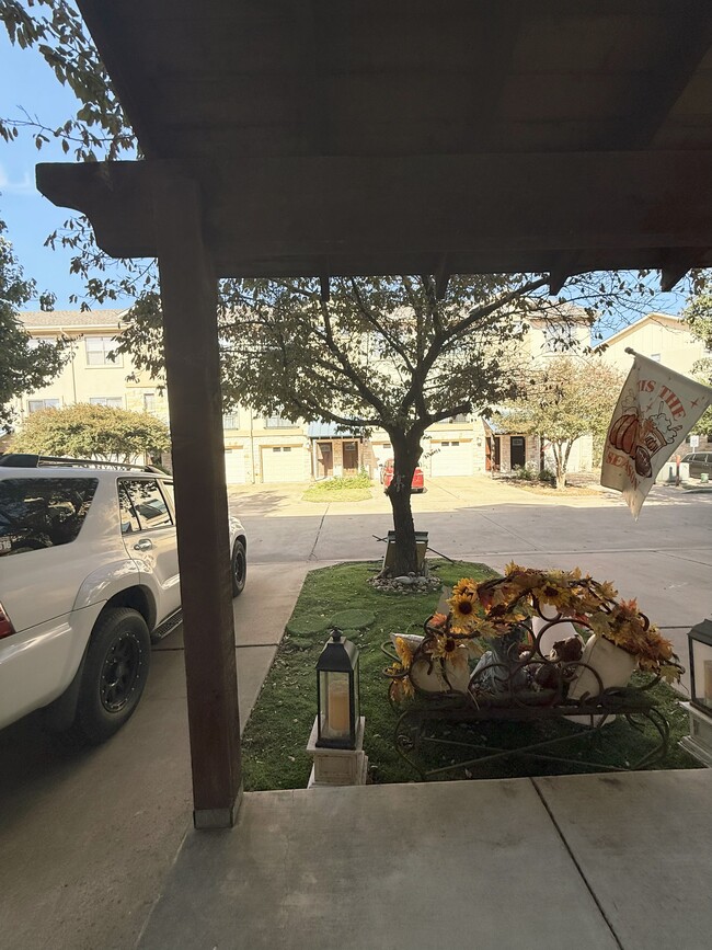 Photo - 13420 Lyndhurst St