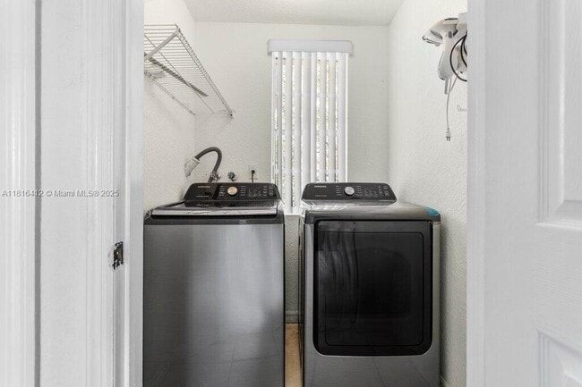 Photo - 5090 SW 136th Ave