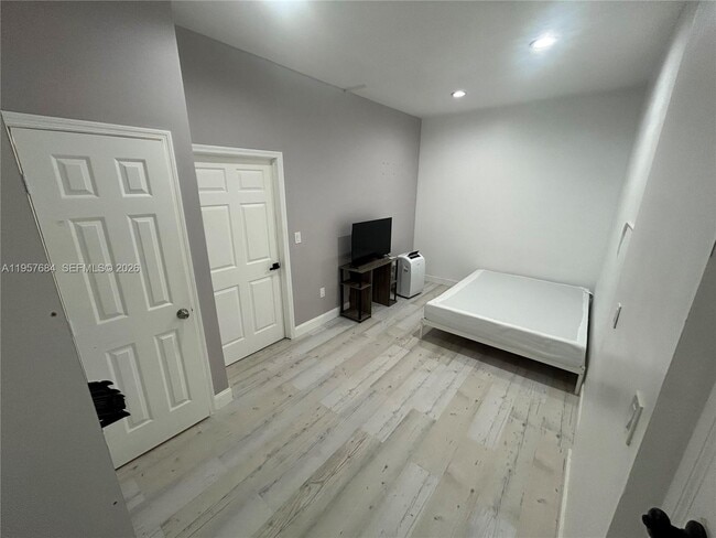 Photo - 12991 NW 9th Ln Unidad B