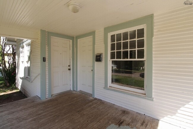 Photo - 1706 McGregor Ave