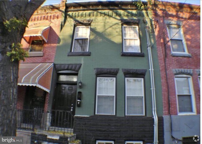 Building Photo - 2225 Reed St Unit #2 Rental
