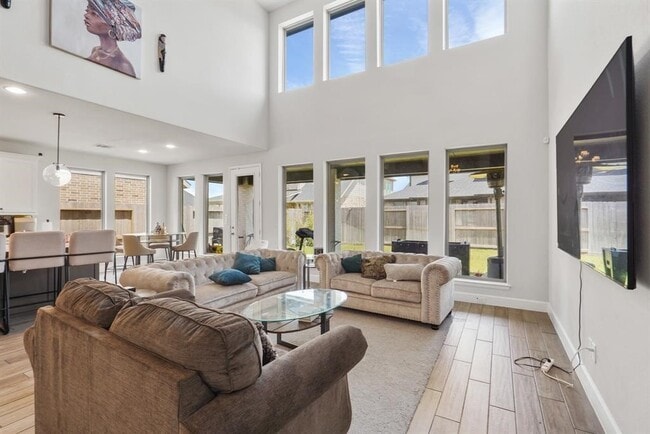 Photo - 5107 Albany Shores Ln