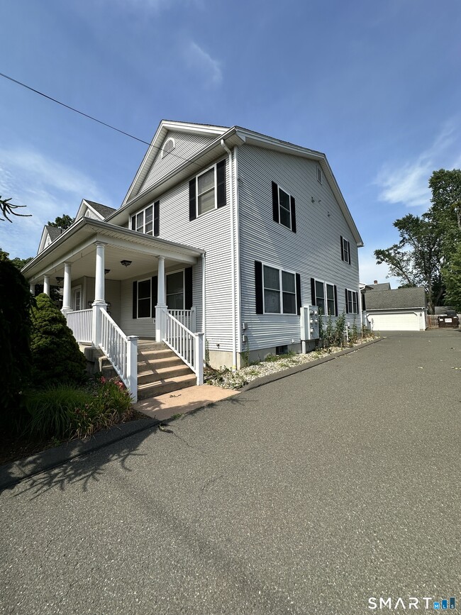Photo - 179 Main St Unit A