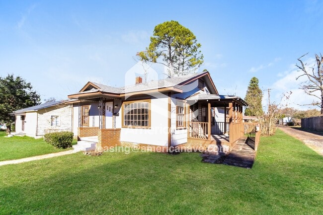 Photo - 237 Alabama St