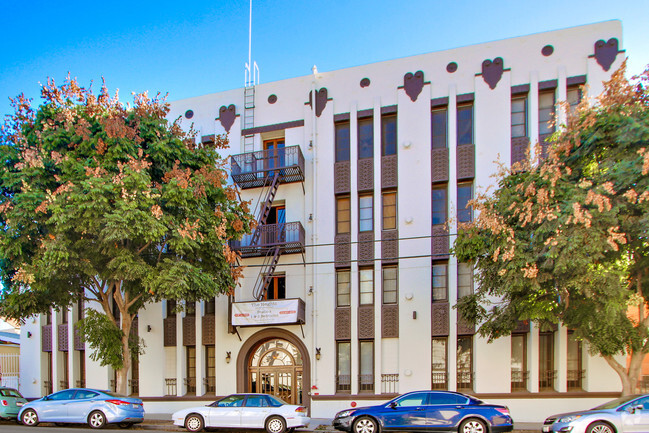 Building Photo - EC1 - 1650 Echo Park Apartments