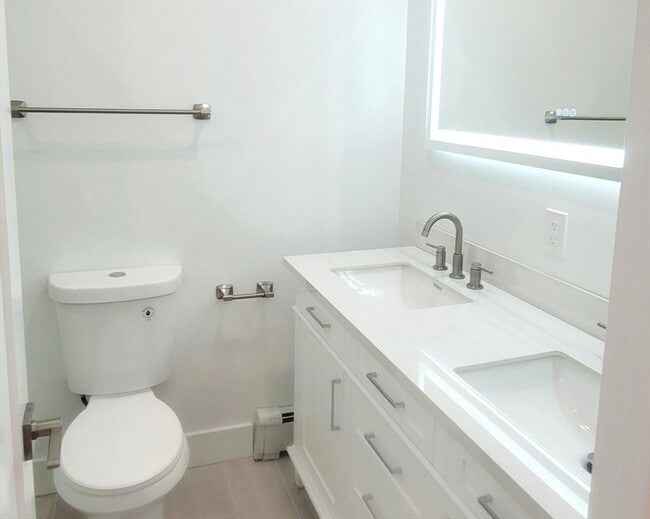 Photo - 53 W Eagle St Unit 2