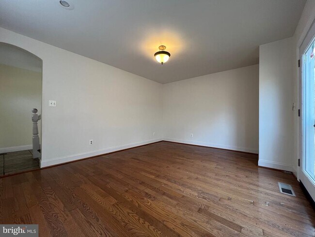 Photo - 5975 Port Tobacco Rd