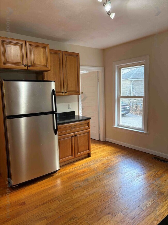 Photo - 27 Florence St Unit 1