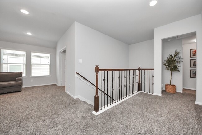 Building Photo - 8819 Cabin Loft Ln