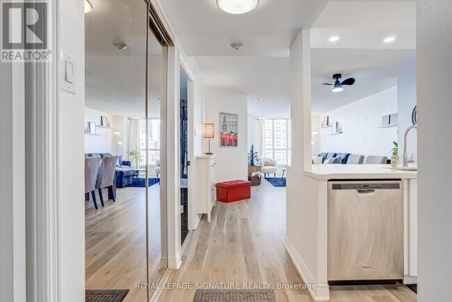 Photo - 2287 Lake Shore Blvd W Unit 1006