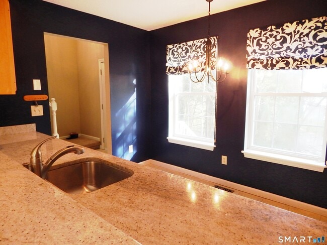 629 Danbury Rd Unit 40