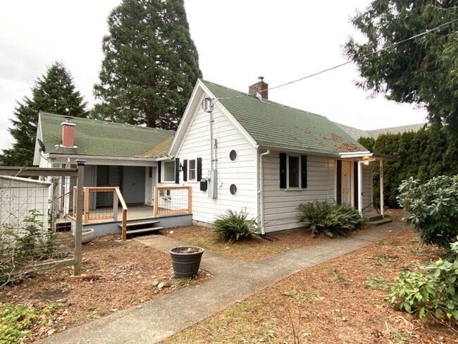 Photo - Quaint Hood River Cottage