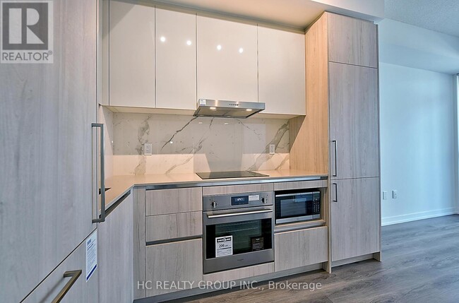 Photo - 225 Commerce St Unité 801