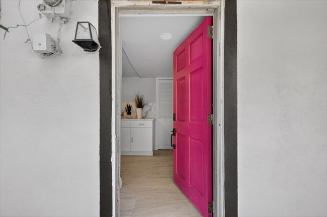 Photo - 917 Mack Ave