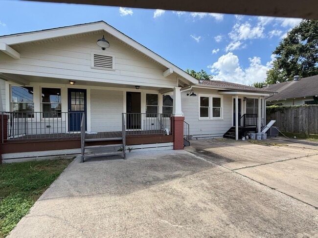Building Photo - 201 Drennan St Unit B Rental