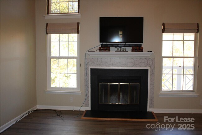 Photo - 19839 Henderson Rd