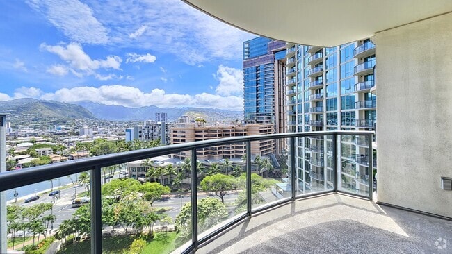 Building Photo - 1837 Kalakaua Ave Rental
