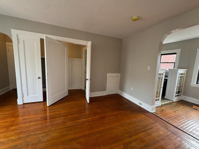 Photo - 2816 Broadway Ave Unidad K