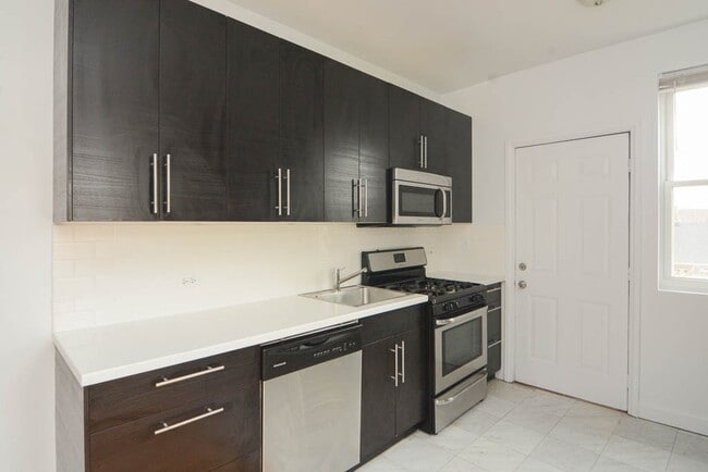 Photo - 2347 N Drake Ave Unit 4