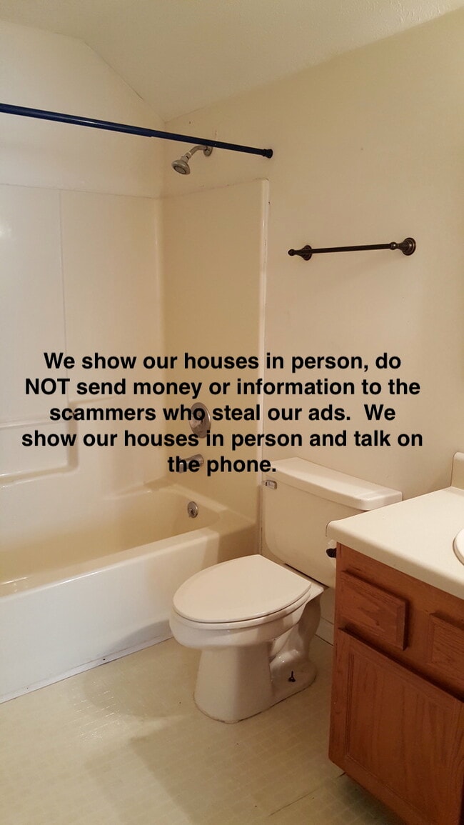 Photo - 609 Windcrest Dr