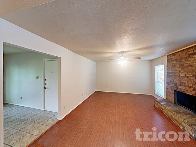 Photo - 1226 Meadow Creek Dr