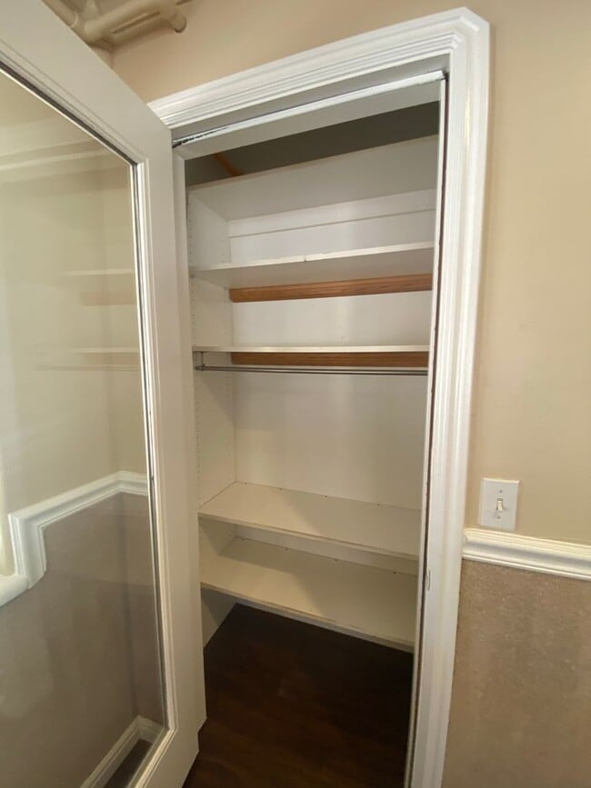 Photo - M400 UTILITES INCLUDED Canyon Street Apartment