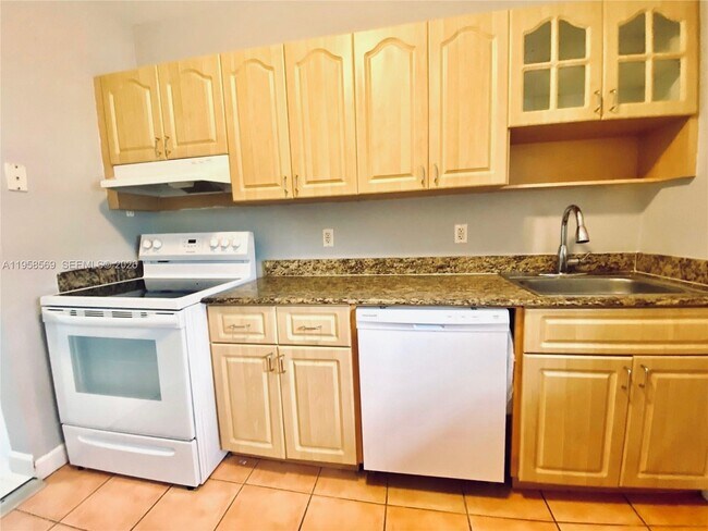 Photo - 9260 Bay Harbor Terrace Unit 23