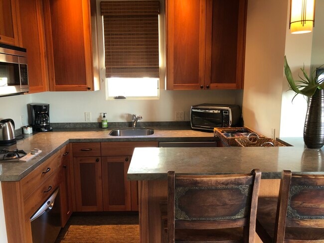 Photo - 3400 The Strand Unidad A