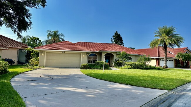 Photo - 6812 Corral Cir Casa