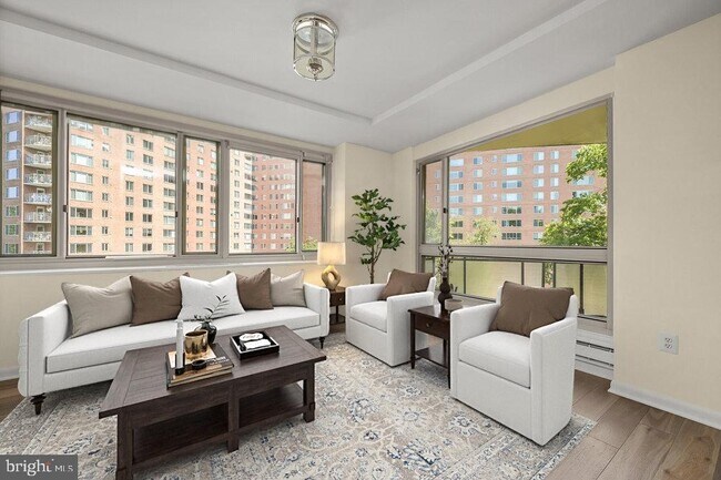 Photo - 4101 Cathedral Ave NW Unidad 910