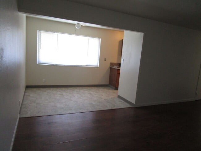 Photo - 124 San Carlos Ct