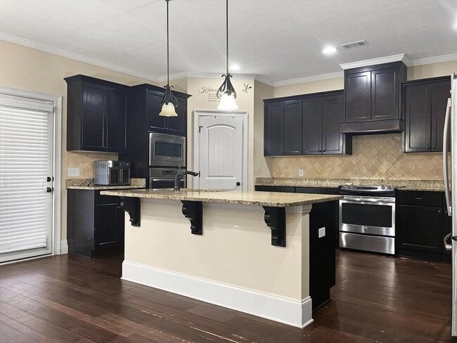 Photo - 8614 Crenshaw Dr