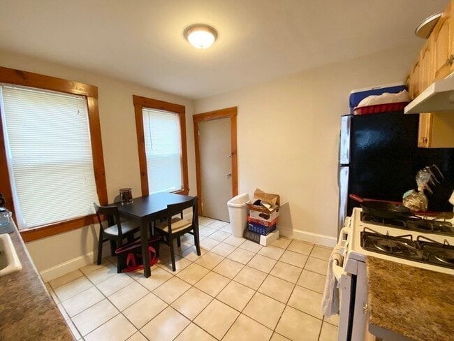 Photo - 3 Sudan St Unit 1