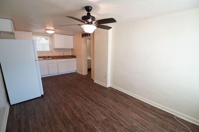 Photo - N Duval St Apts Unidad 1219 N Duval Apt A