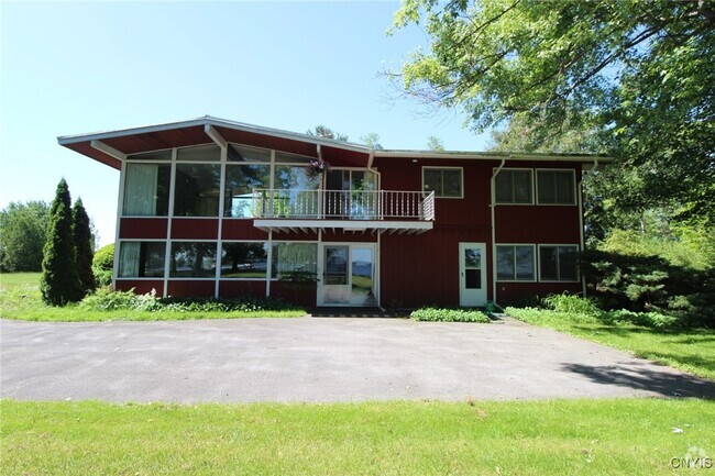 Building Photo - 6363 Muskrat Bay Rd Rental