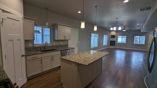 Photo - Post Falls Crown Pointe Home